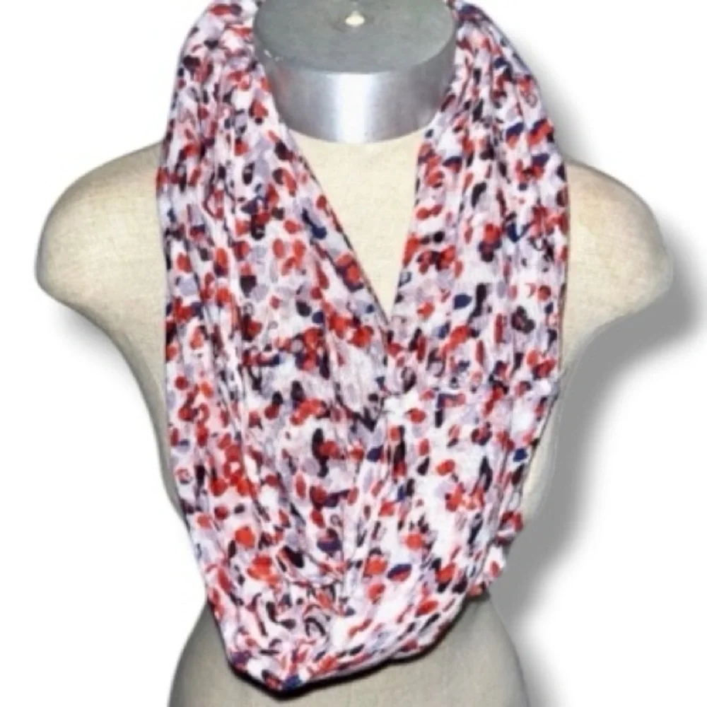 LOFT Outlet Scarf Infinity 100% Rayon Leopard Print Lightweight 🎉Host Pick 🎉